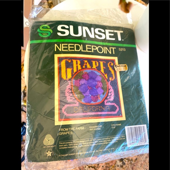 Vintage Sunset Needle Point Grapes California NWT E1 - Picture 1 of 7